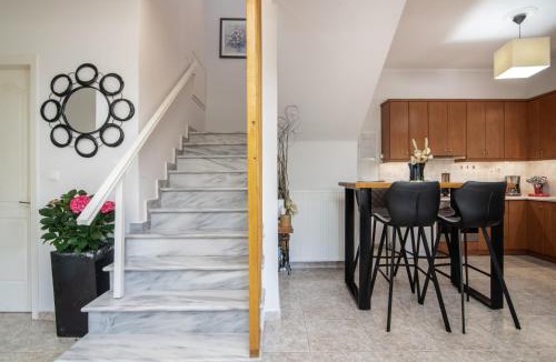 Fiolitis Villa | Ruvelis private pool villa