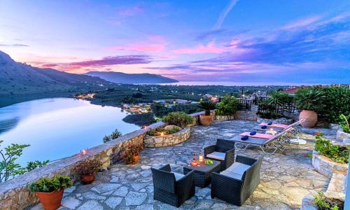 Kavallos Villa | Du Lac Villas