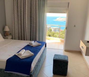 Qafe e Gjashtes Apartment | Apartments Villa Juvenito