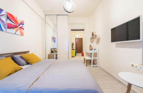 Omonia Apartment | Modern and comfortable stay for two, Near Metro