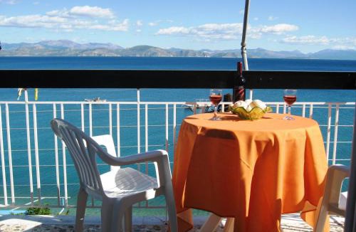 Kefalari Apartment | Blue Sky Apartments & Rooms
