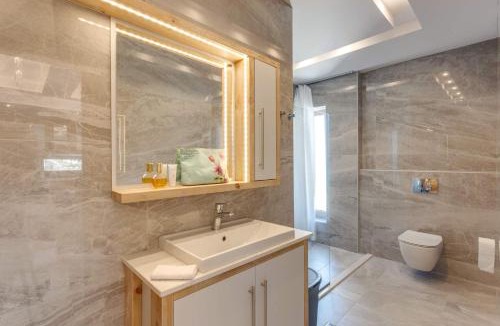 Hersonissos Centre Villa | Villa Kery by Villa Plus