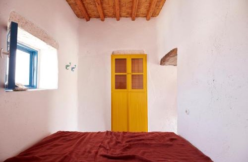 Psathi House | Kimolos View