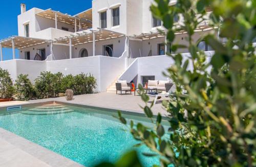 Plaka Villa | Salinus Beachfront Villas by Aegean Breeze - Private Pools