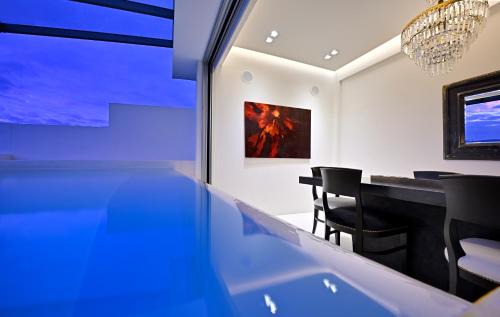 Monastiraki Apartment | ALTO PSYRRI PENTHOUSE by K&K