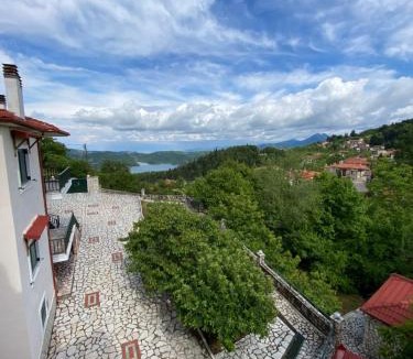 Lake Plastiras Bed & Breakfast | Nefeles