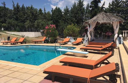 Metamorfosi Hotel | Villa Askamnia and Suites
