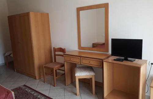 Servia Hotel | Hotel Kastro