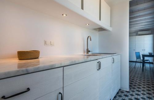 Apollonia Apartment | Milia Gi Suites