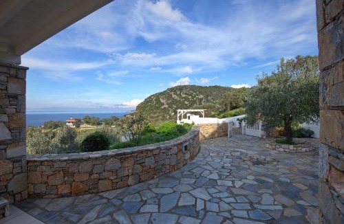 Alonnisos Old Town Villa | Luxurious Villa with Wonderful View