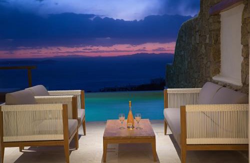 Faros Armenistis Apartment | VILLA ATHENA- Private Pool- Amazing Aegean View