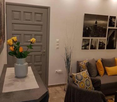 Aigaleo Apartment | Golden Aurora - Modern Apartment in Egaleo-Athens