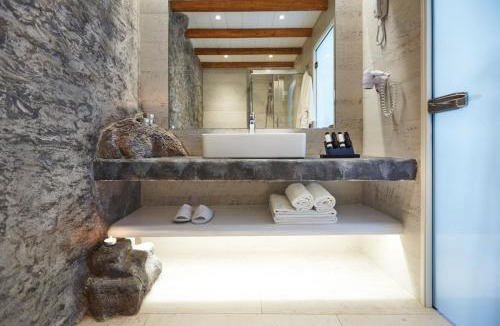 Karavostasis Hotel | Vrahos Boutique Hotel