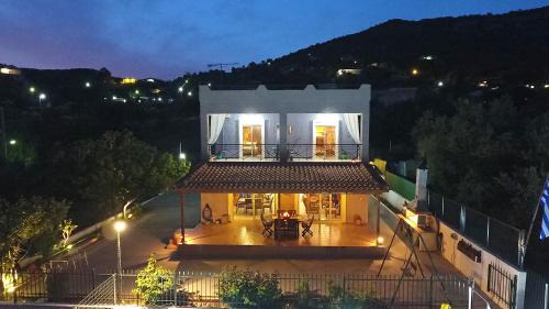 Salamis House | Thalassa