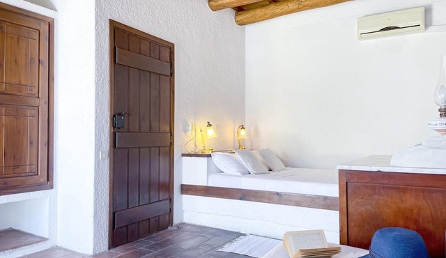 Ilianthos Traditional Maisonette