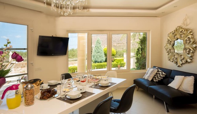 Villa Kokalis Resort