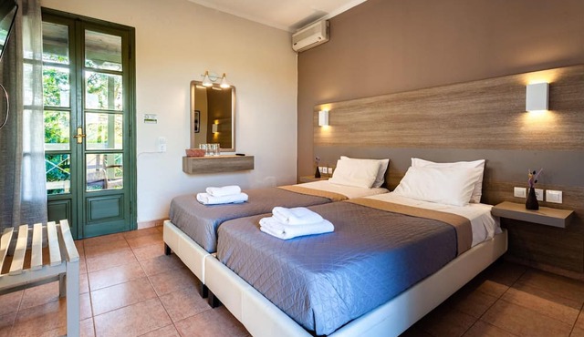 Kalogria Summer Retreats - Strofilia Seaside Twin