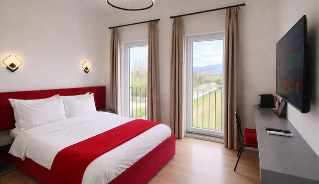 Nerium Garden Inn Tirana Airport in Nikël
