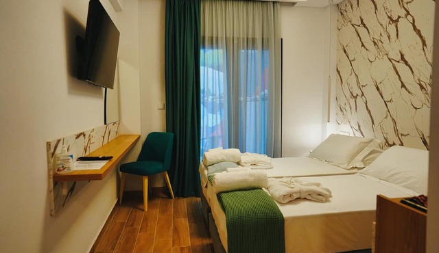 Electra Suites
