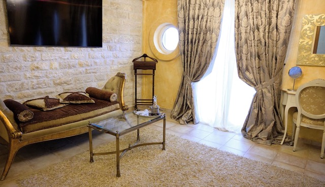 Achtis Boutique Hotel