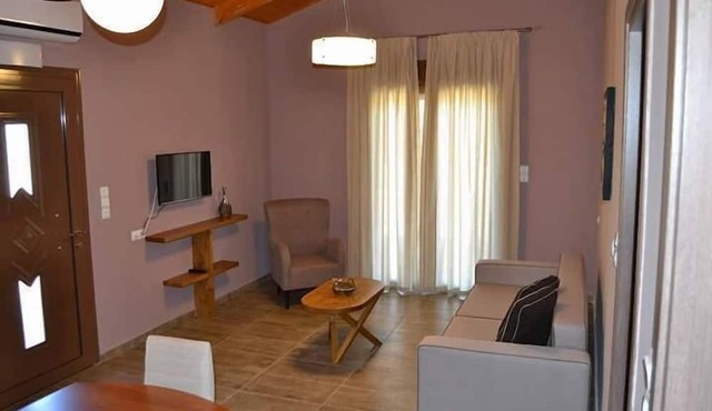 Kedros Chalet in Nafpaktos