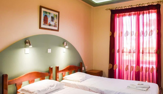 Chrysoula Hotel & Apartments