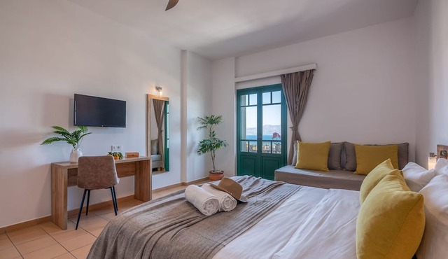 Kaliviani Traditional Hotel in Kissamos