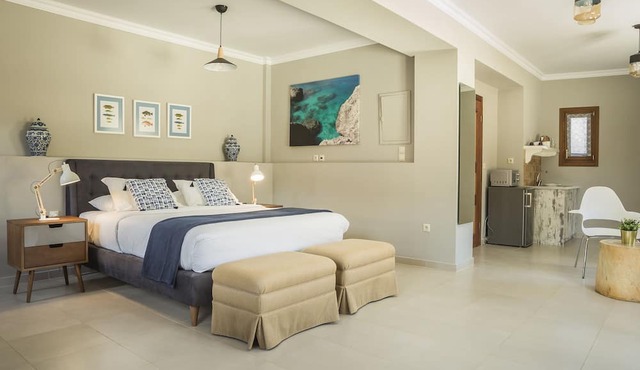 Balhambra Suites - Adults Only
