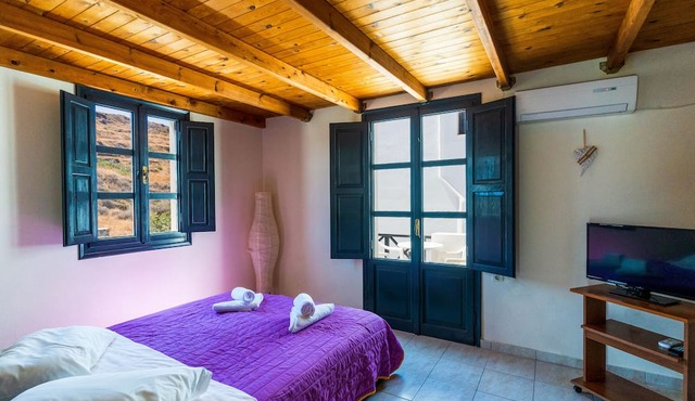 Soulis Hotel in Santorini