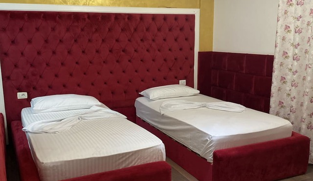 Hotel Red Apple