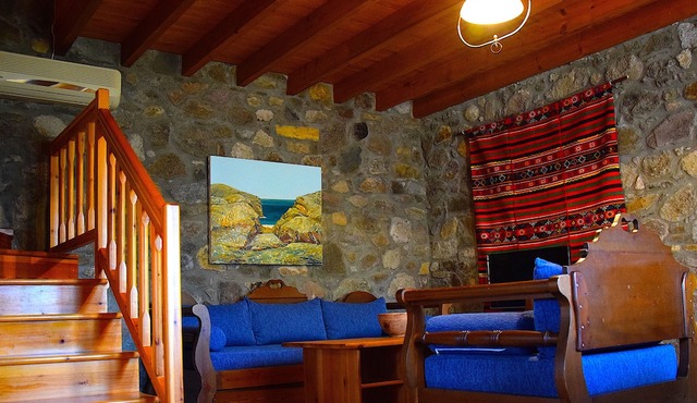 Stonehouses Lemnos
