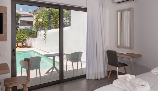 Epavli Boutique Hotel