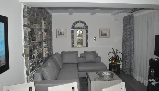 Luxury Villa Suites Lagonissi