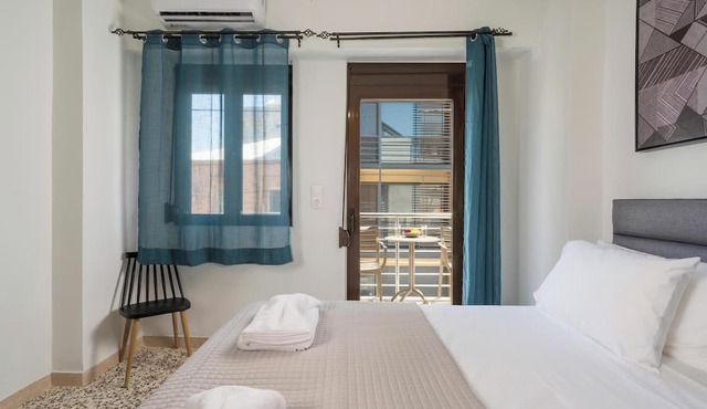 Crescendo City House in Chania
