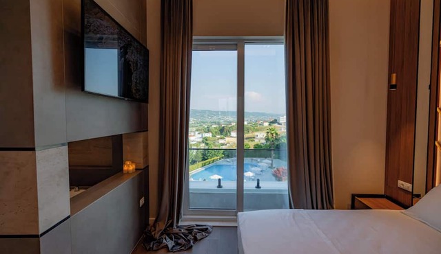 Royal Hill Hotel in Vore