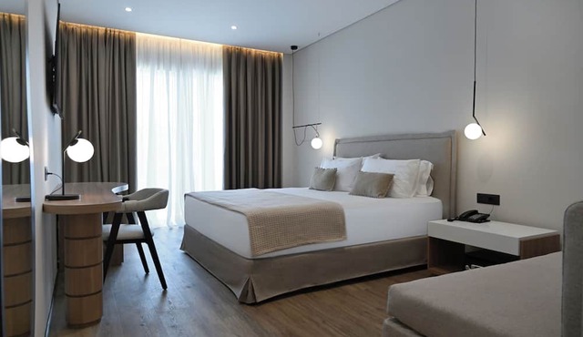 Asters Hotel in Ksamil
