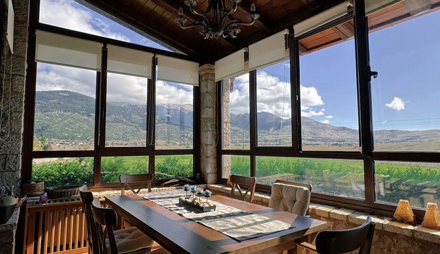 Mountain Trails Chalet-three Story Escape Parnassos-livadi- Arachova