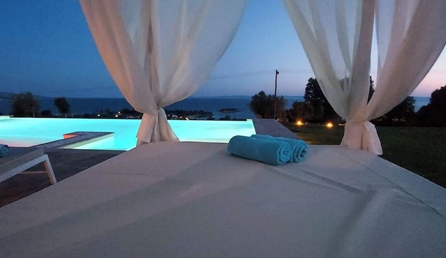 Sithonian Blue Royal villa in Sithonia