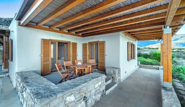 Secret Escape Villa - Near Argilos Beach, Xerokampos Zirou, Crete, Greece in Sitia