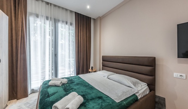 Comfy City Center Studio Apartment - City View in Durrës