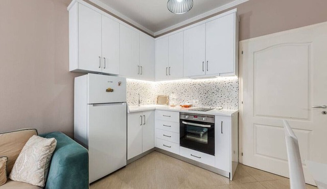 Kondo Stays - Digital Nomad Apartment in Tiranë