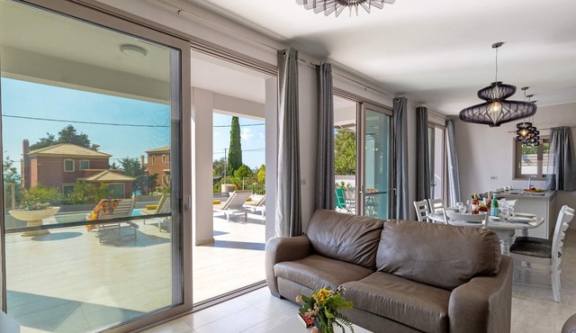 Villa Effi Lourdas