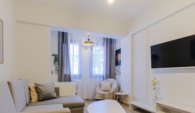Colourful Spot Apartment Ano Poli, Vesta Philoxenia in Thessaloniki