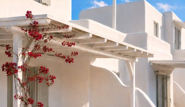 Yakinthos Residence