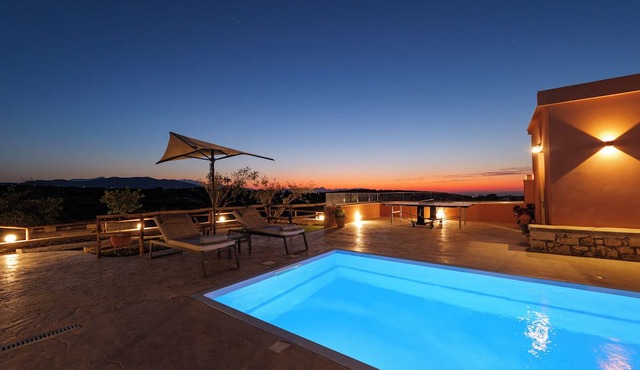 Stavlos Villa
