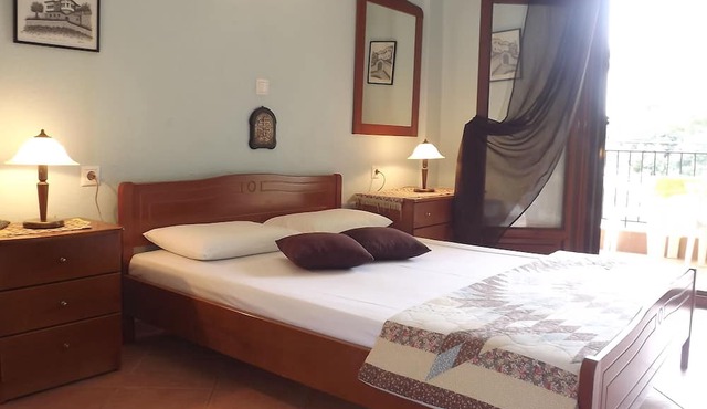 Pefka Studios & Apartments