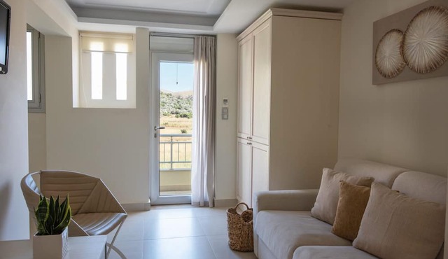 Almiriki Chios Rooms & Apartments in Chios