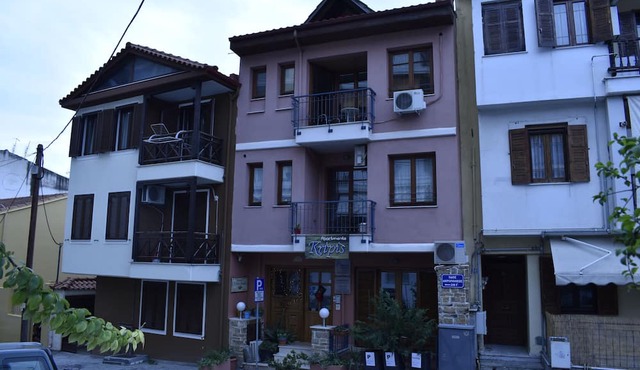 Kripis Apartment No6, Thessaloniki, with separate room.