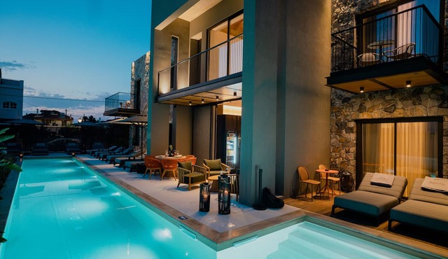 Capital Luxury Suites