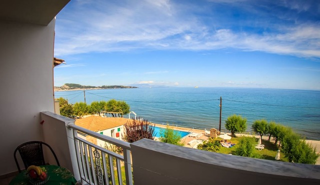 Agoulos Beach Hotel